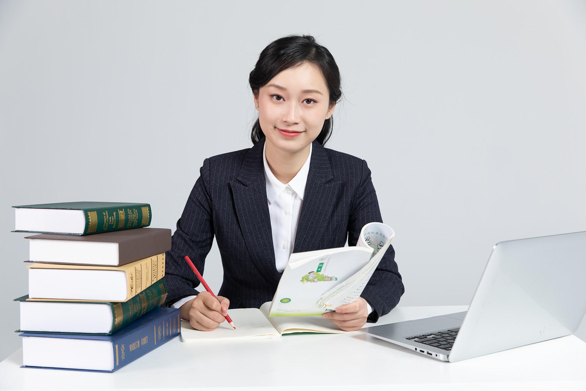 北京海淀区教委所属事业单位公开招聘中小学教师30人